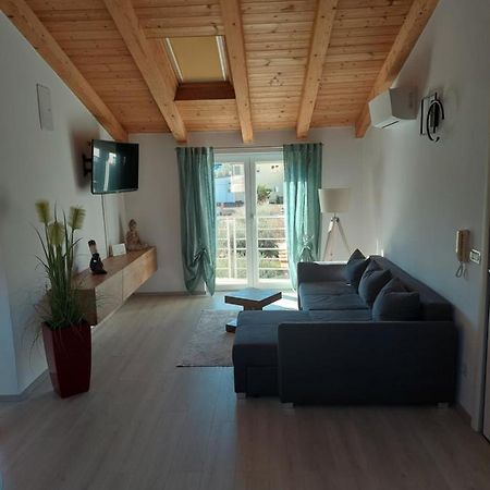 Apartment Julia Funtana Extérieur photo